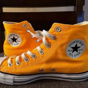 Converse size 9 women’s